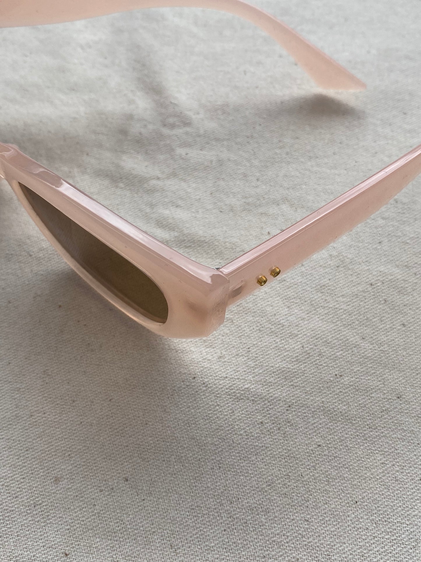 It Girl Sunnies